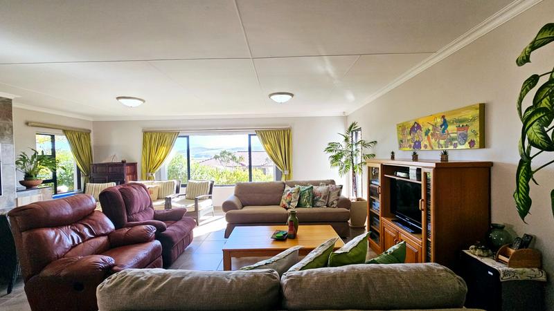 3 Bedroom Property for Sale in Reebok Western Cape